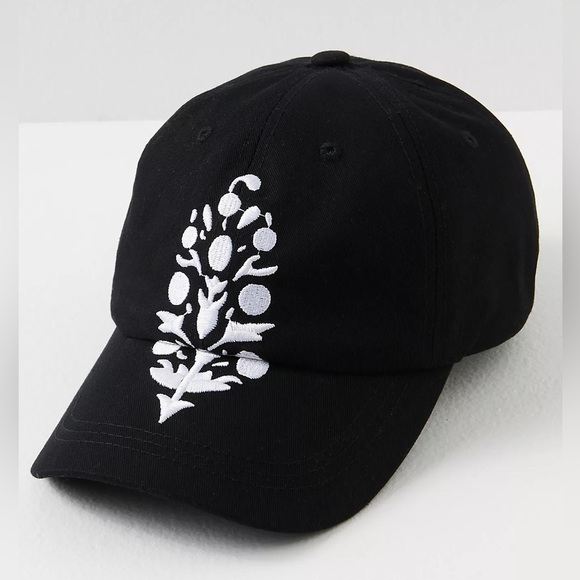 FP Movement by Free People Accessories - NEW!! Free People Big Buti Logo Baseball Cap🖤